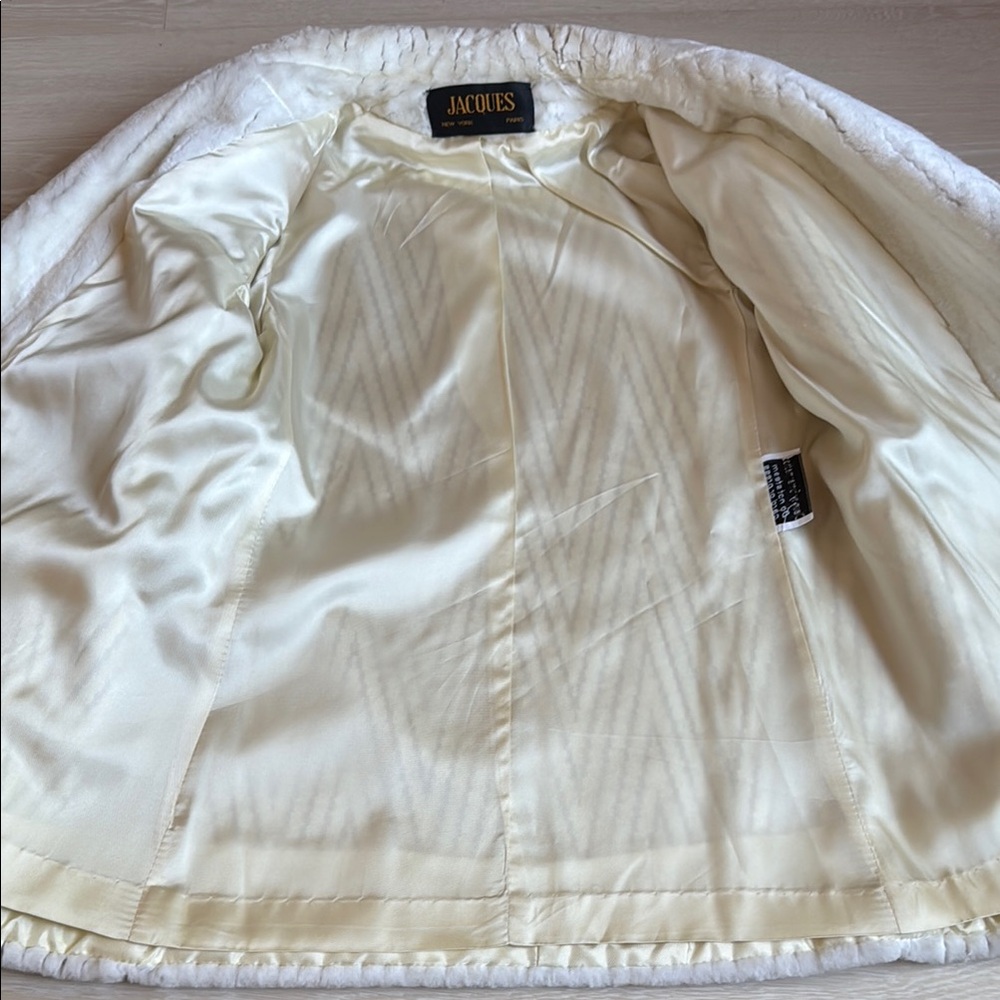 Jacques Saint Laurent Vintage Cozy Plush White Fur Jacket - Picture 8 of 11